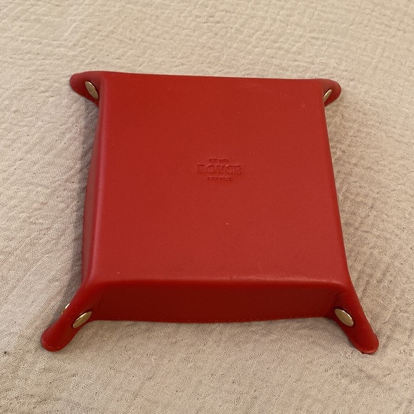 ROYCE NEW YORK Red Leather Valet Tray - Picture 3 of 7